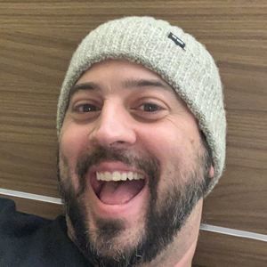 Meet your Posher, Adam